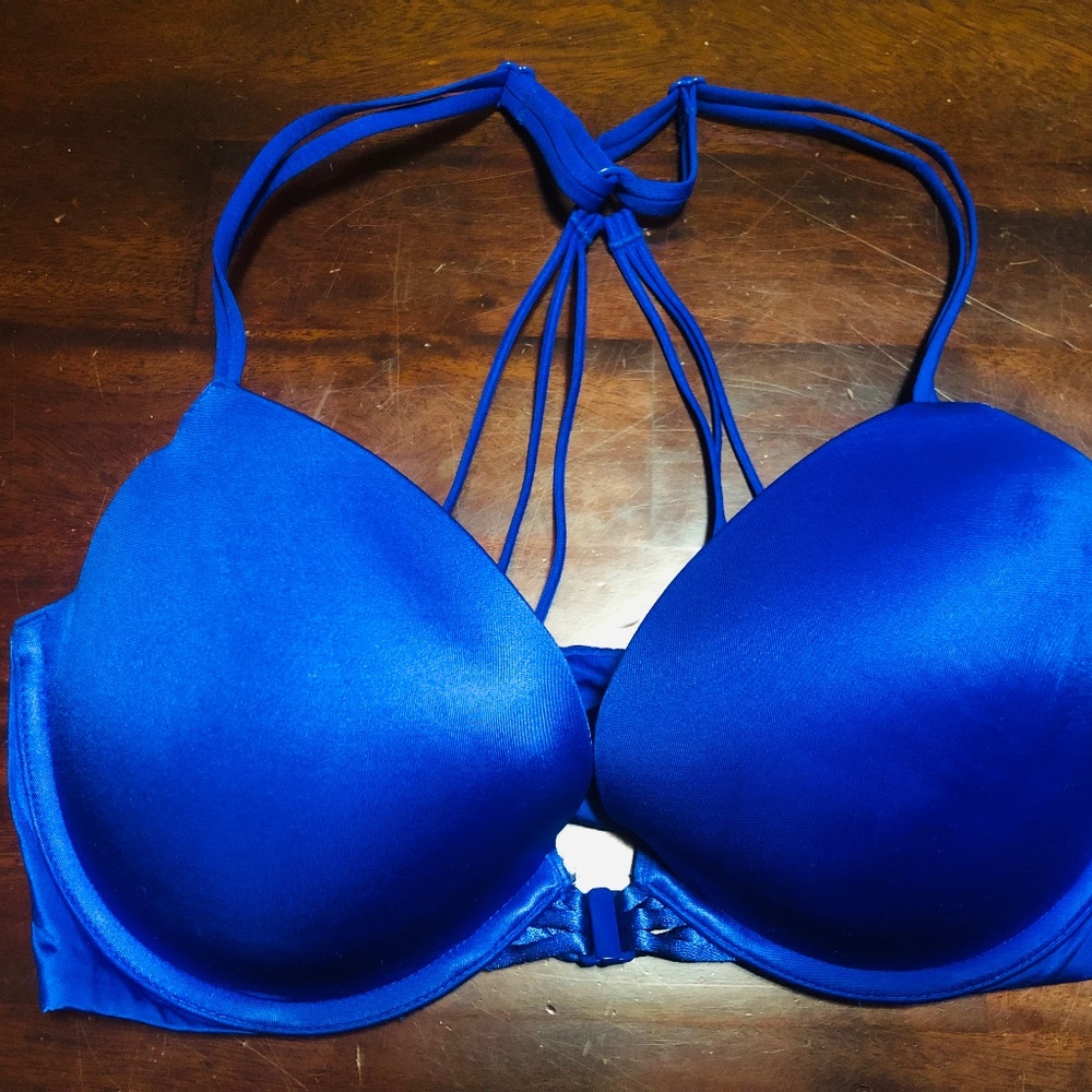 Victoria’s Secret Very Sexy Blue Push-Up Bra, Size 34D
